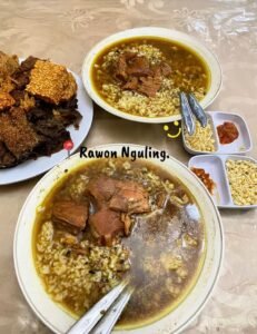 Rawon Nguling Malang: Legenda Kuliner Jawa Timur dengan Kuah Hitam Gurih dan Daging Empuk