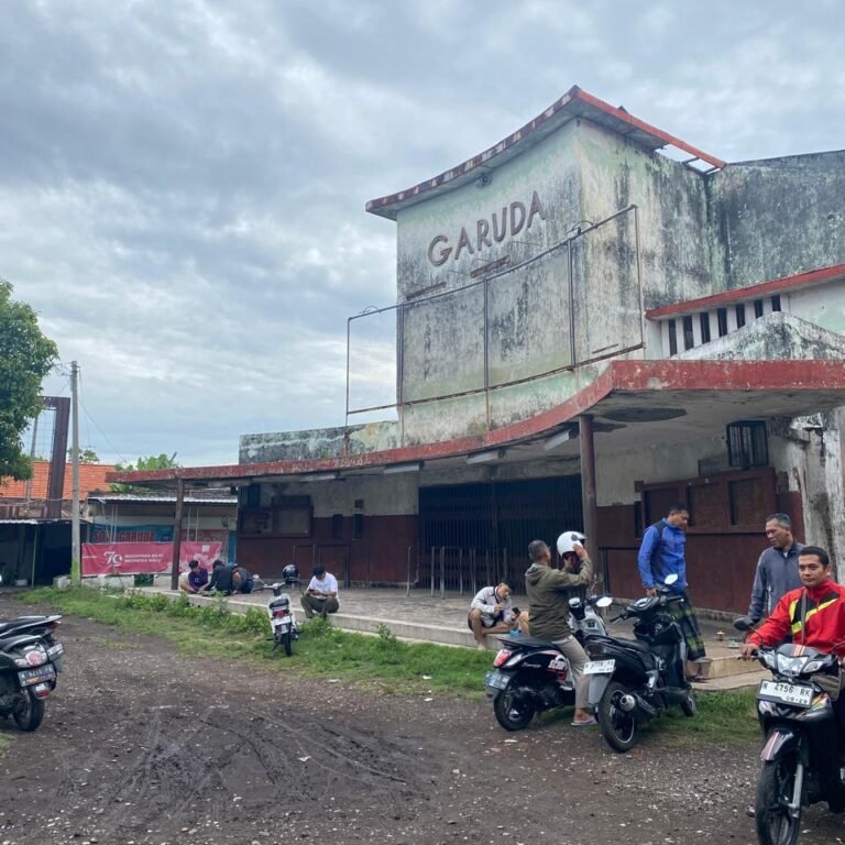 Sebuah Warisan Rasa yang Abadi, Ketan Kratok Garuda Legenda Kuliner Probolinggo.
