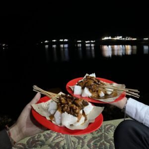 Sate Kelinci Sarangan, Kuliner Khas Pegunungan yang Selalu Menggugah Selera