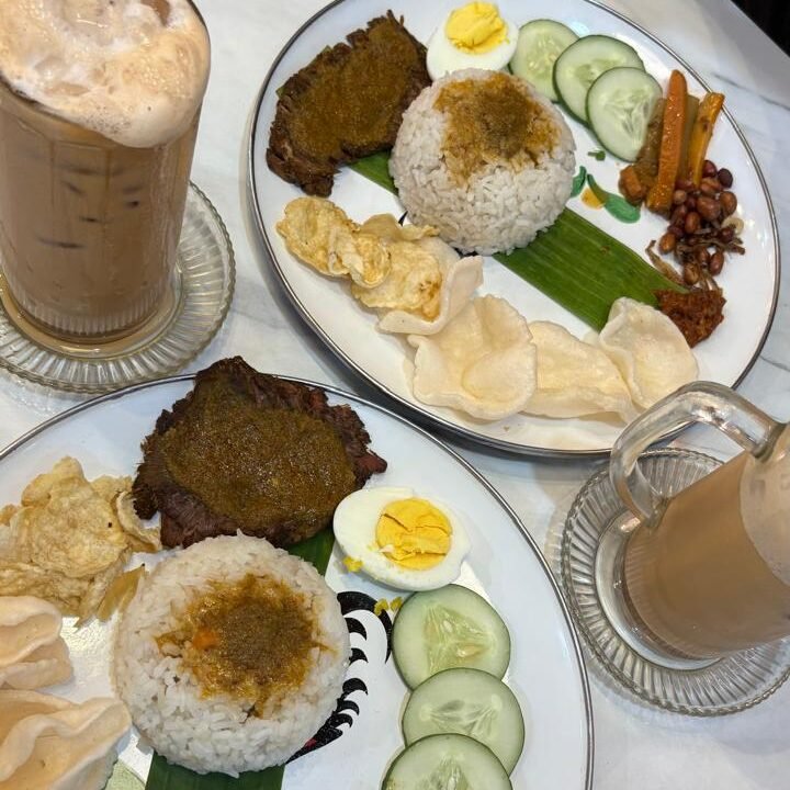 Ah Bang Kopitiam MOG Hadirkan Nasi Lemak Rendang Favorit Pengunjung Malang