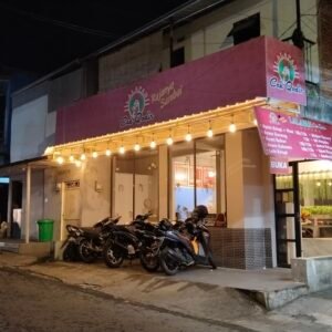 Lalapan Ayam Goreng Cak Qodir