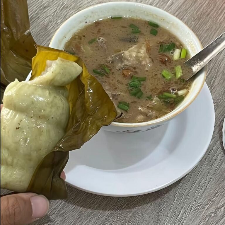 Filosofi Coto Makassar: Makna Kesetaraan di Balik Racikan 40 Rempah