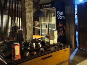 Kafe Vintage Timur Terasing