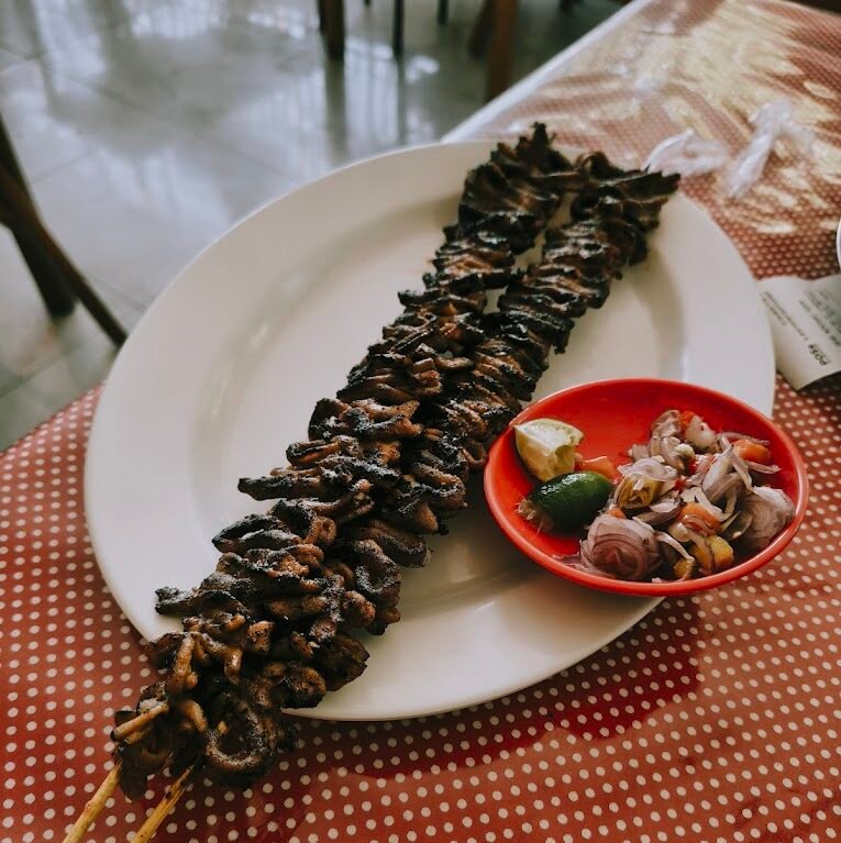 Sate Usus Jumbo Sego Mercon Sukma
