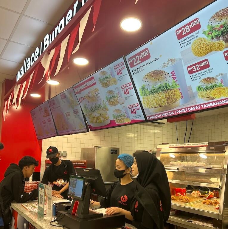 Wallace Burger and Chicken