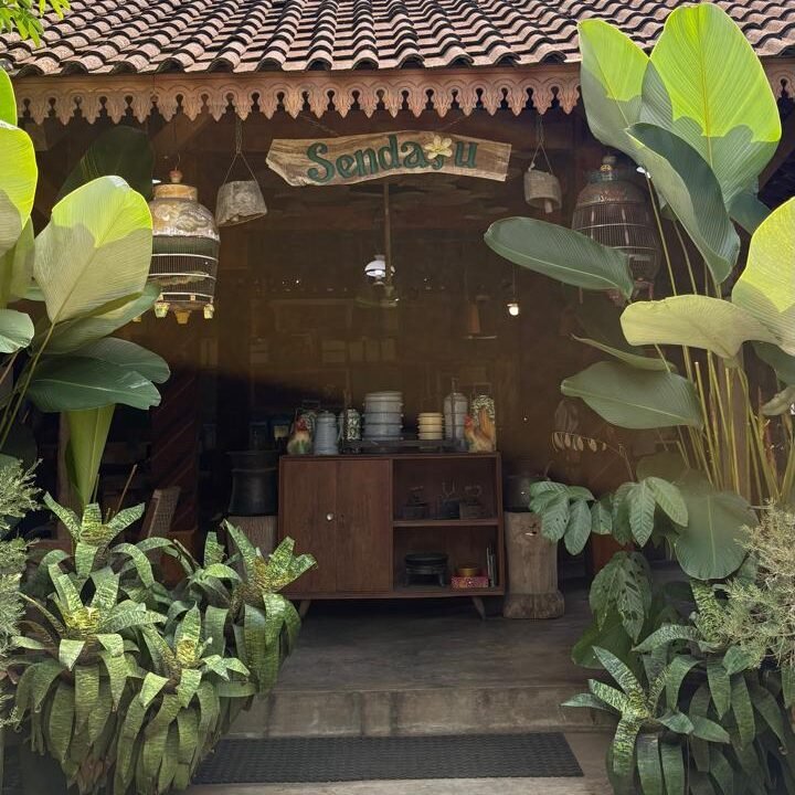 Lataran Sendayu, Destinasi Kuliner Bernuansa Alam di Malang yang Cocok untuk Bersantai Bersama Keluarga